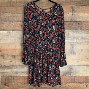 American Eagle floral bell sleeve dress Sz Large